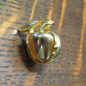Golden Apple Small Lapel Pin Brooch